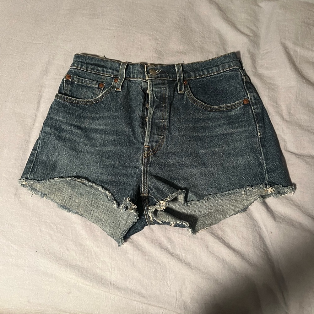 Levi’s shorts